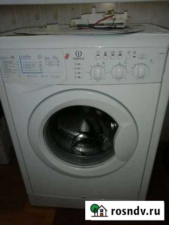 Запчасти на Стиральнаю машинку Indesit wisl83 Йошкар-Ола - изображение 1