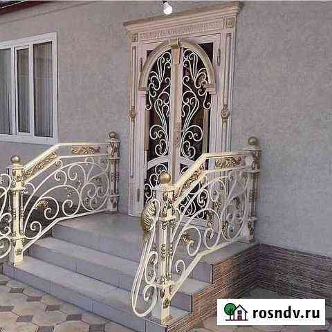 Двери Грозный