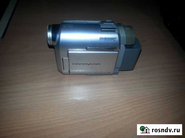 Продается видеокамера sony. Можно снимать на флешк Калач - изображение 1