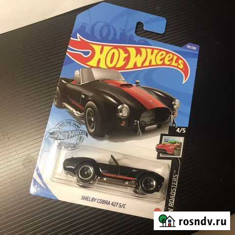 Машинка Hot Wheels Shelby Cobra Сочи - изображение 1