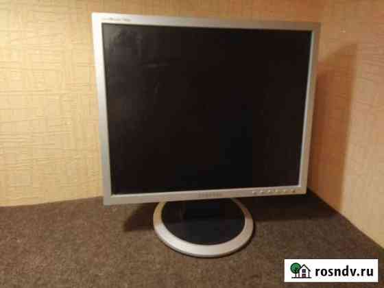 Монитор Samsung SyncMaster 740N Ревда