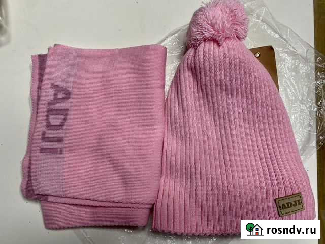 Комплект Шапка и шарф новые Нижнекамск - изображение 1