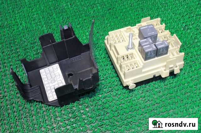 Блок предохранителей Chevrolet Suburban GMT800 Большой Камень - изображение 1