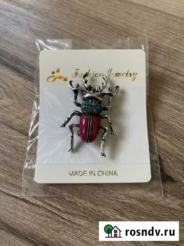 Железная брошка на булавке жук Химки - изображение 1