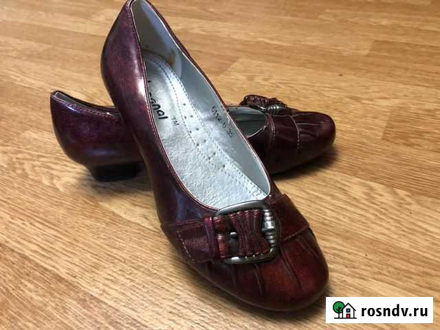 Туфли для девочек Лакинск - изображение 1