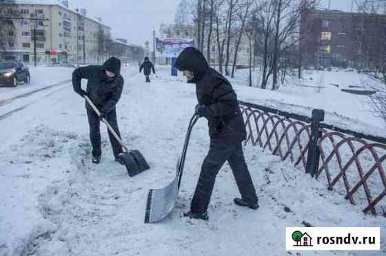 Чиска снега лопатой Пермь