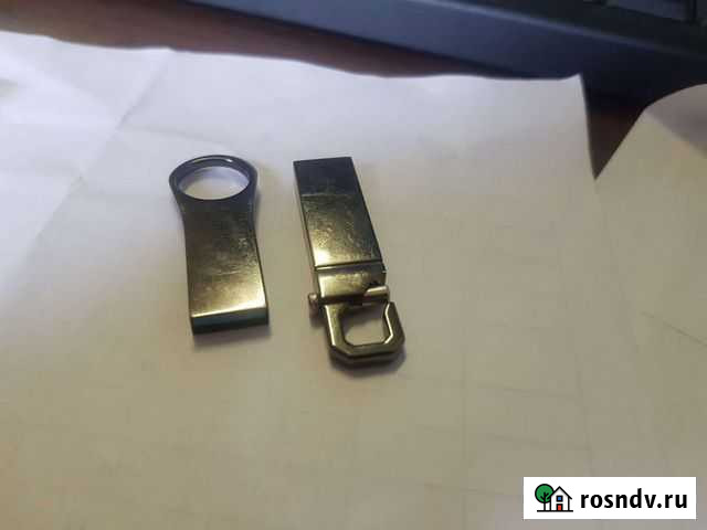 Две флэшки 3.0 на 27Gb Луга - изображение 1