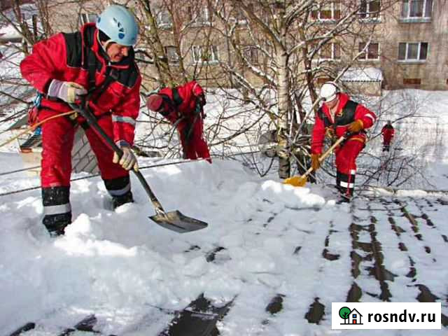 Уборка (чистка) крыш от снега альпинистами Екатеринбург - изображение 1