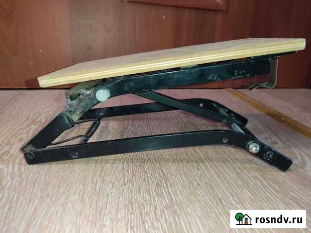 Подставка под ногу для игры на гирате Шахты - изображение 1