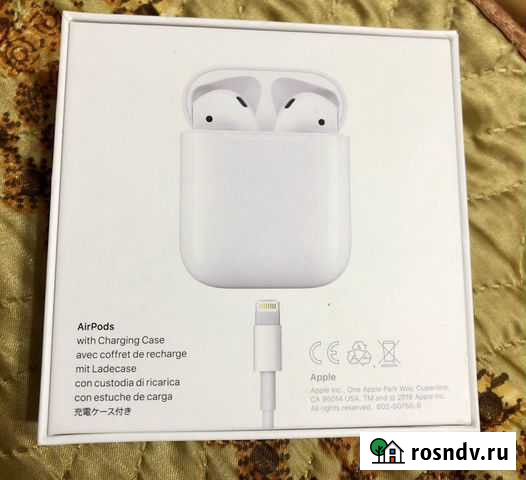 Наушники оригинальные, с небольшим дефектом Учалы - изображение 1