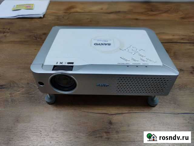 Проектор Sanyo PLC-XU74 Элиста - изображение 1