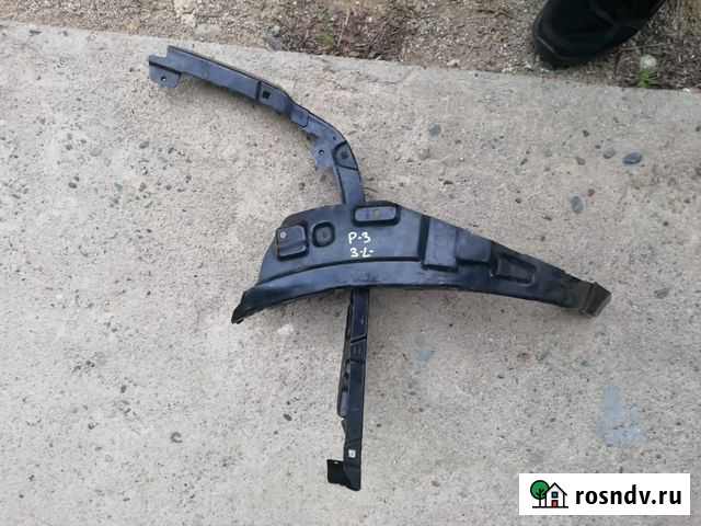 Кронштейн зад-го бампера Mitsubishi Pajero 3 99-06 Саяногорск - изображение 1