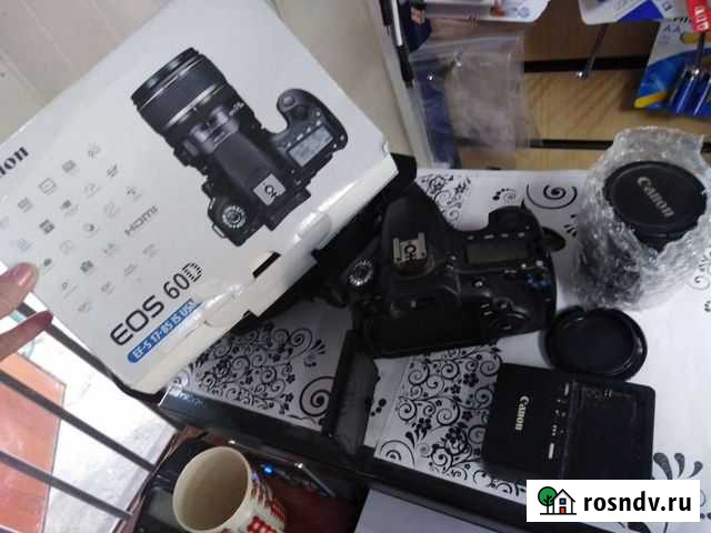 Зеркальный фотоаппарат canon 600d Ангарск - изображение 1