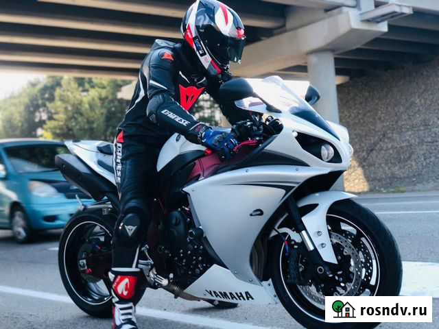 Yamaha R1 2010 Иркутск - изображение 1
