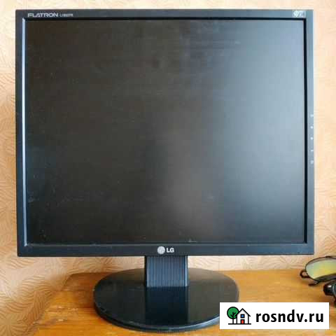 Монитор 17 дюймов LG Зима - изображение 1