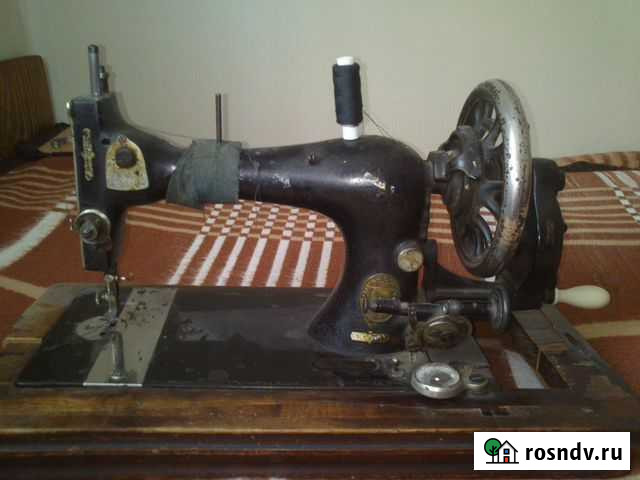 Продажа антикварной швейной машинки Владикавказ - изображение 1
