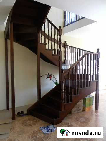 Изготовление деревянных лестниц, окон, мебели Мурманск - изображение 1