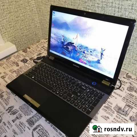 Отличный samsung 4х ядерный 4gb Псков - изображение 1