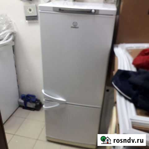 Холодильник Индезит,как новый,с доставкой Новоалтайск - изображение 1