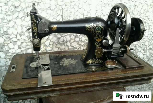 Машинка швейная. Коллекционная. В рабочем состояни Краснодар - изображение 1
