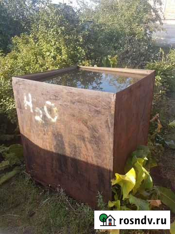 Бочки для дачи. Насос родниковый. И железные рейки Отрадный - изображение 1