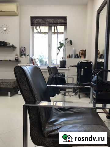 Сдам в аренду кресло в парикмахерской Курск - изображение 1