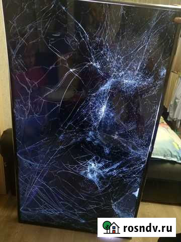 Телевизор LG 65UK6300PLC. Разбит экран Комсомольск-на-Амуре - изображение 1