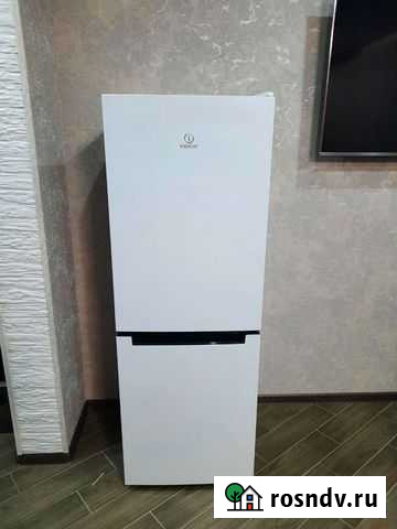 Холодильник 1 год Iindesit 1.80/60 доставка Армавир - изображение 1