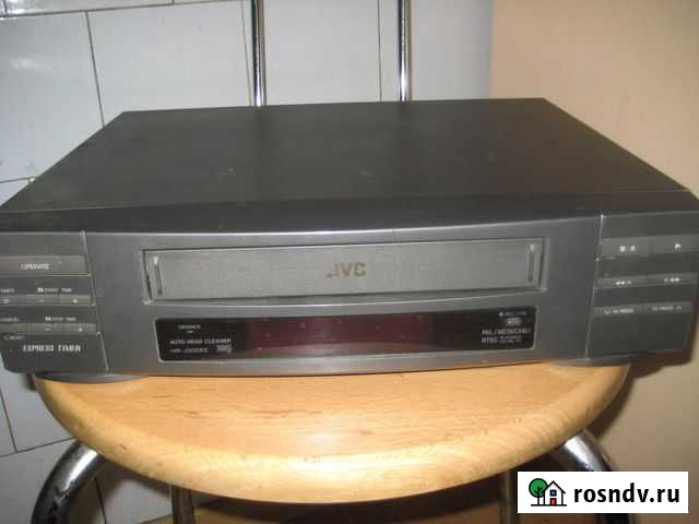 Видеомагнитофон JVC HR-J200EE Новосибирск - изображение 1