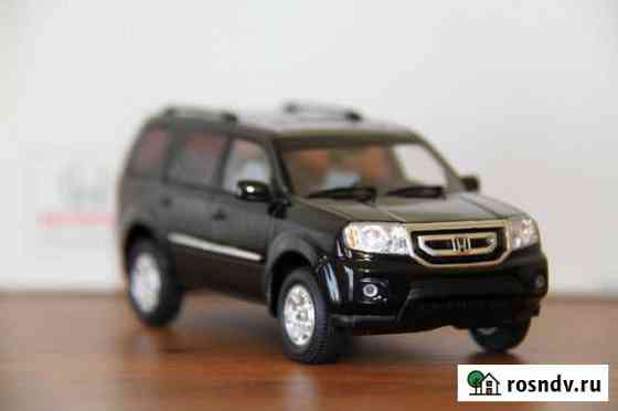 Honda Pilot в масштабе 1/43 от ebbro Ейск