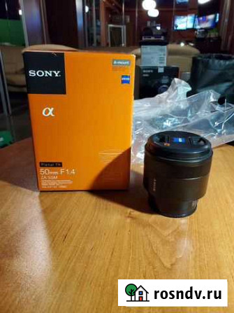 Объективы Sony SAL-50F14 SAL-85F14 sal-135f18z Новосибирск - изображение 1