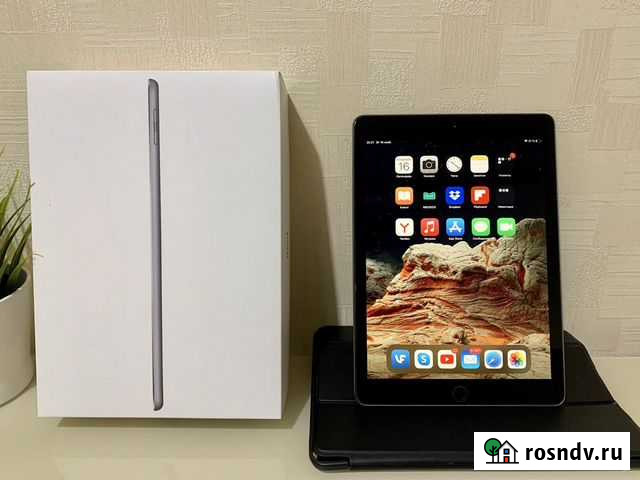 Планшет Apple iPad 6 32gb WI-FI Светлогорск - изображение 1