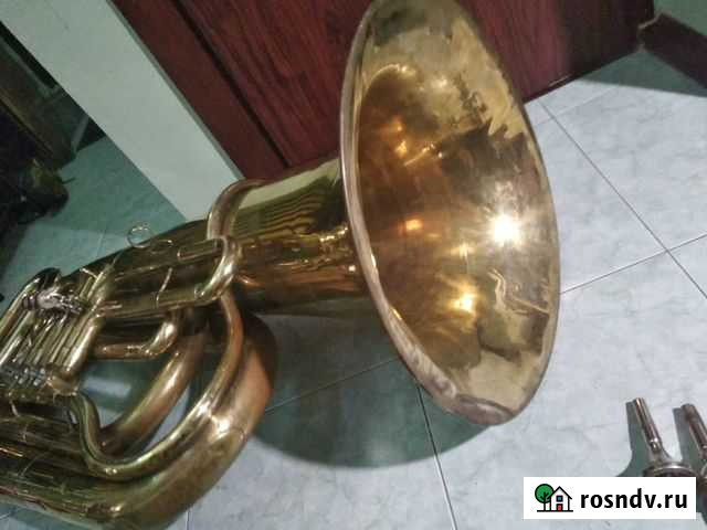 Туба ин Б, советская, жёлтая Брянск - изображение 1