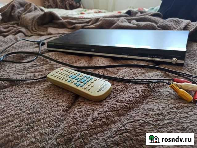 DVD плеер Toshiba + диски Екатеринбург - изображение 1