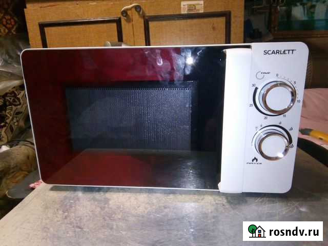 Микроволновая печь scarlett с тарелкой Томск - изображение 1