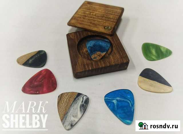 Медиатор из эпоксидной смолы Владимир - изображение 1