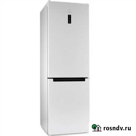 Двухкамерный холодильник Indesit ITR5180 Ленинск-Кузнецкий - изображение 1
