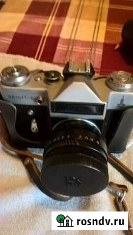 Фотоаппараты Зенит и Фэд-5В Октябрьский - изображение 1
