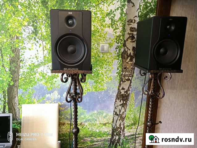 Стойки под студийные мониторы,колонки Новокузнецк - изображение 1