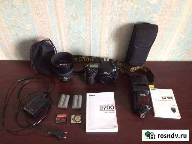 Зеркальный фотоаппарат с объктивом и вспышкой Котельники - изображение 1