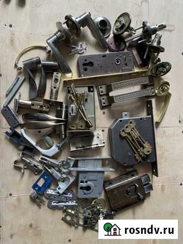 Дверные замки ручки петли Челябинск - изображение 1