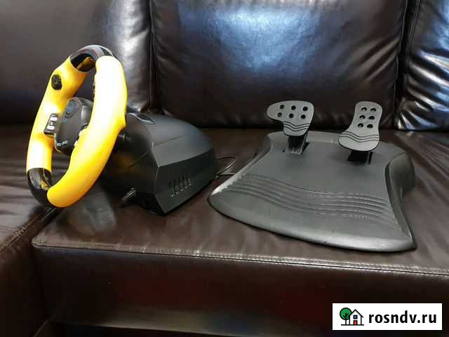 Игровой руль с педалями Крымск - изображение 1
