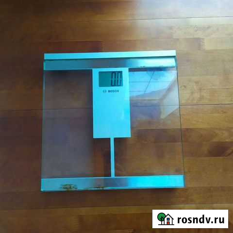 Электронные стеклянные напольные весы Bosch PPW420 Хабаровск - изображение 1