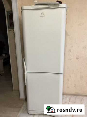 Холодильник indesit Ульяновск - изображение 1
