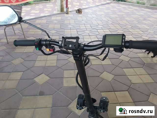 Электросамокат Куго Джи Бустер Веселое - изображение 1