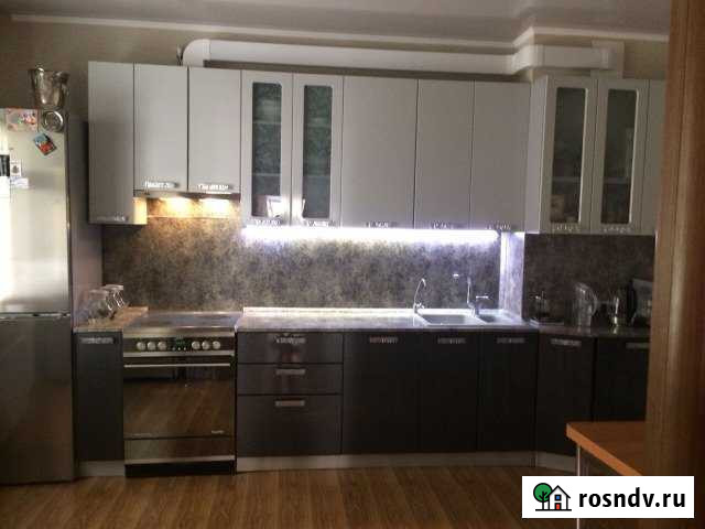 3-комнатная квартира, 106 м², 2/12 эт. в аренду на длительный срок в Нижневартовске Нижневартовск - изображение 1