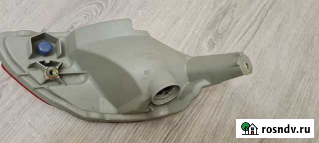 Продам задний габаритный фонарь на Lexus rx Южно-Сахалинск - изображение 1