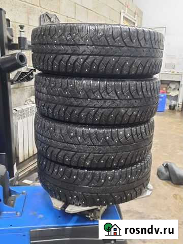 Bridgestone 195/65 R15 4шт Воткинск - изображение 1