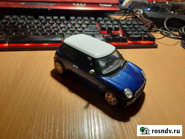 Модель автомобиля mini cooper 1:24 Курск - изображение 1