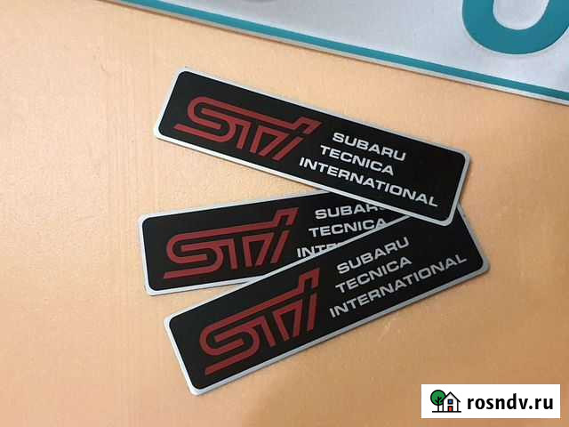 Продам шильдик STI Реплика на дверь Владивосток - изображение 1
